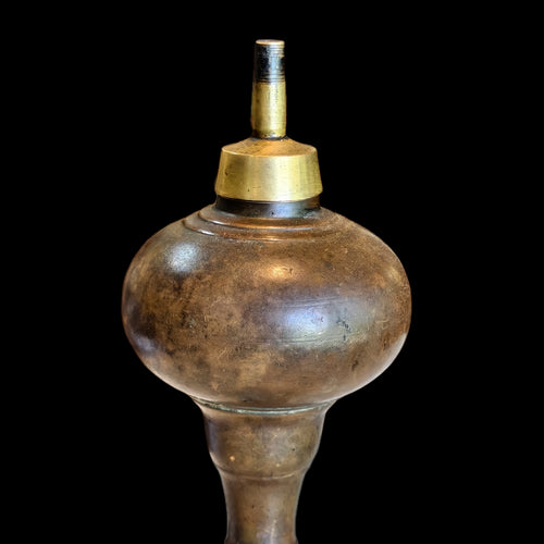 BRONZE KEROSENE LAMP1