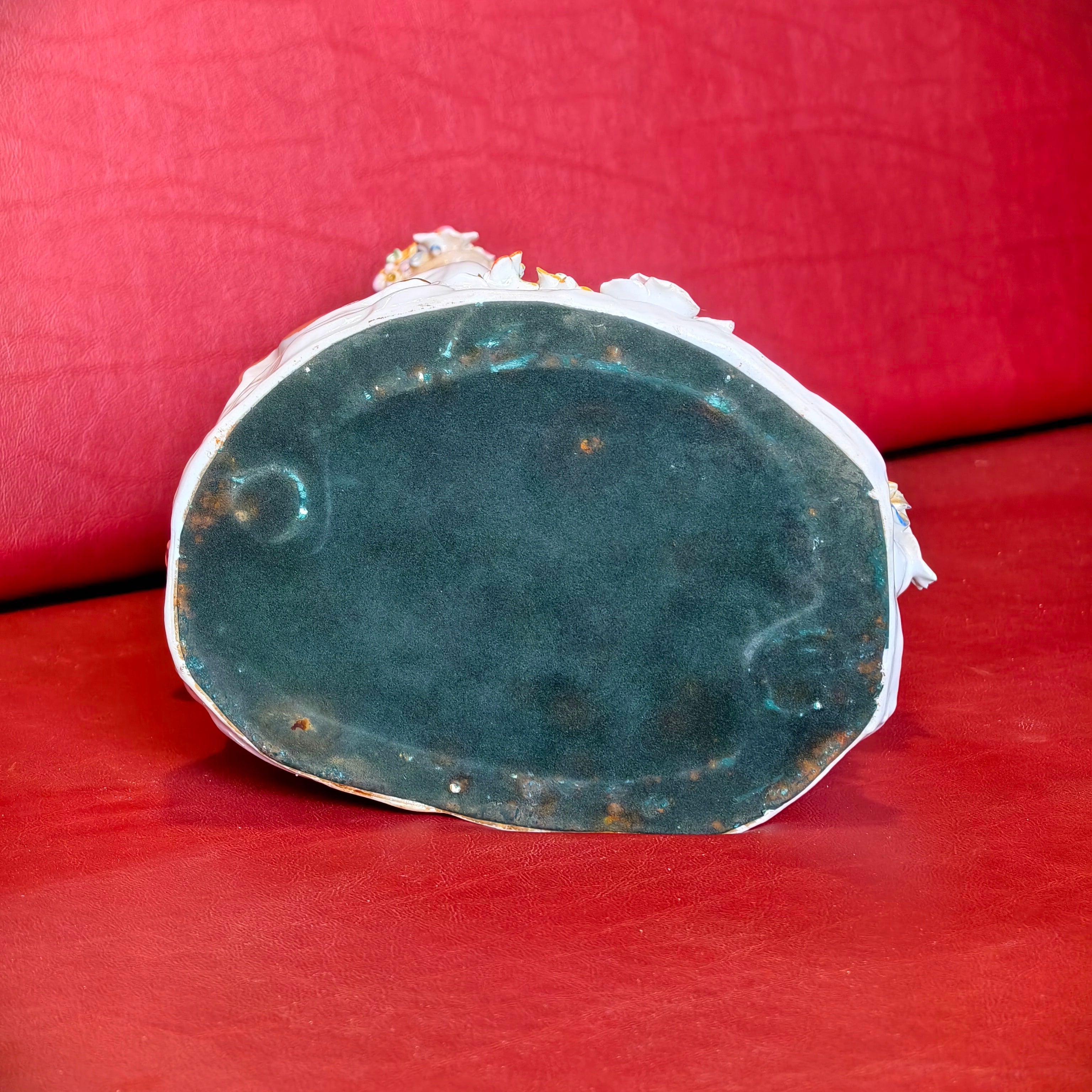 ENGLISH PORCELAIN FIGURINE