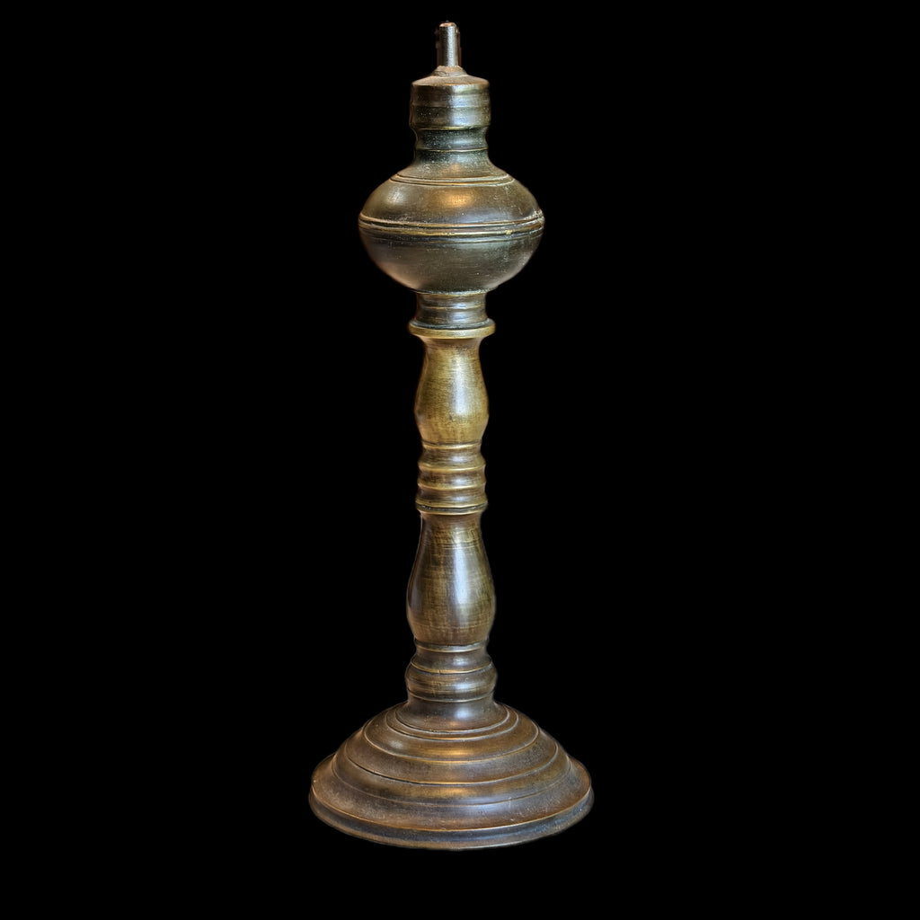 BRONZE KEROSENE LAMP3