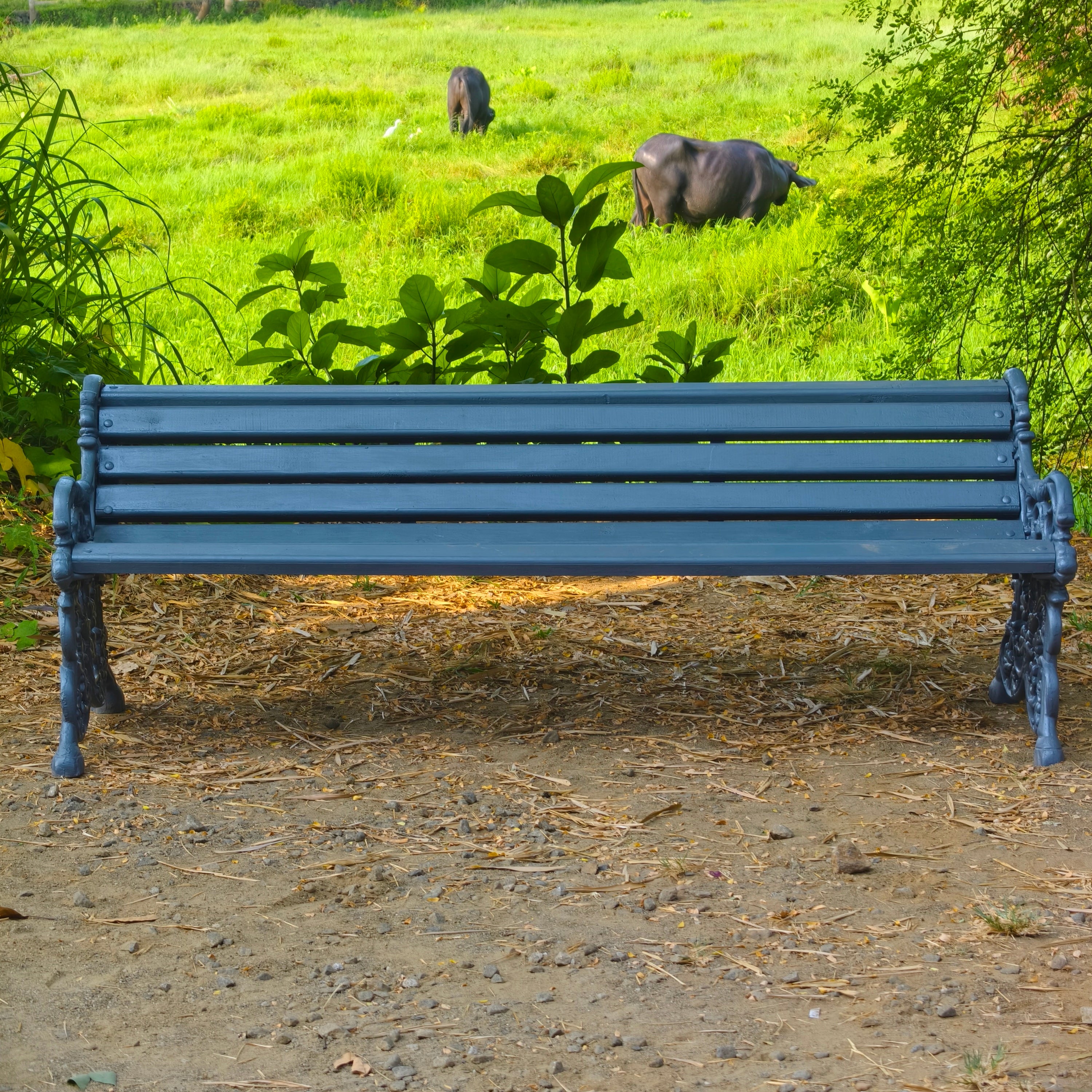 CAST IRON GARDEN BENCH