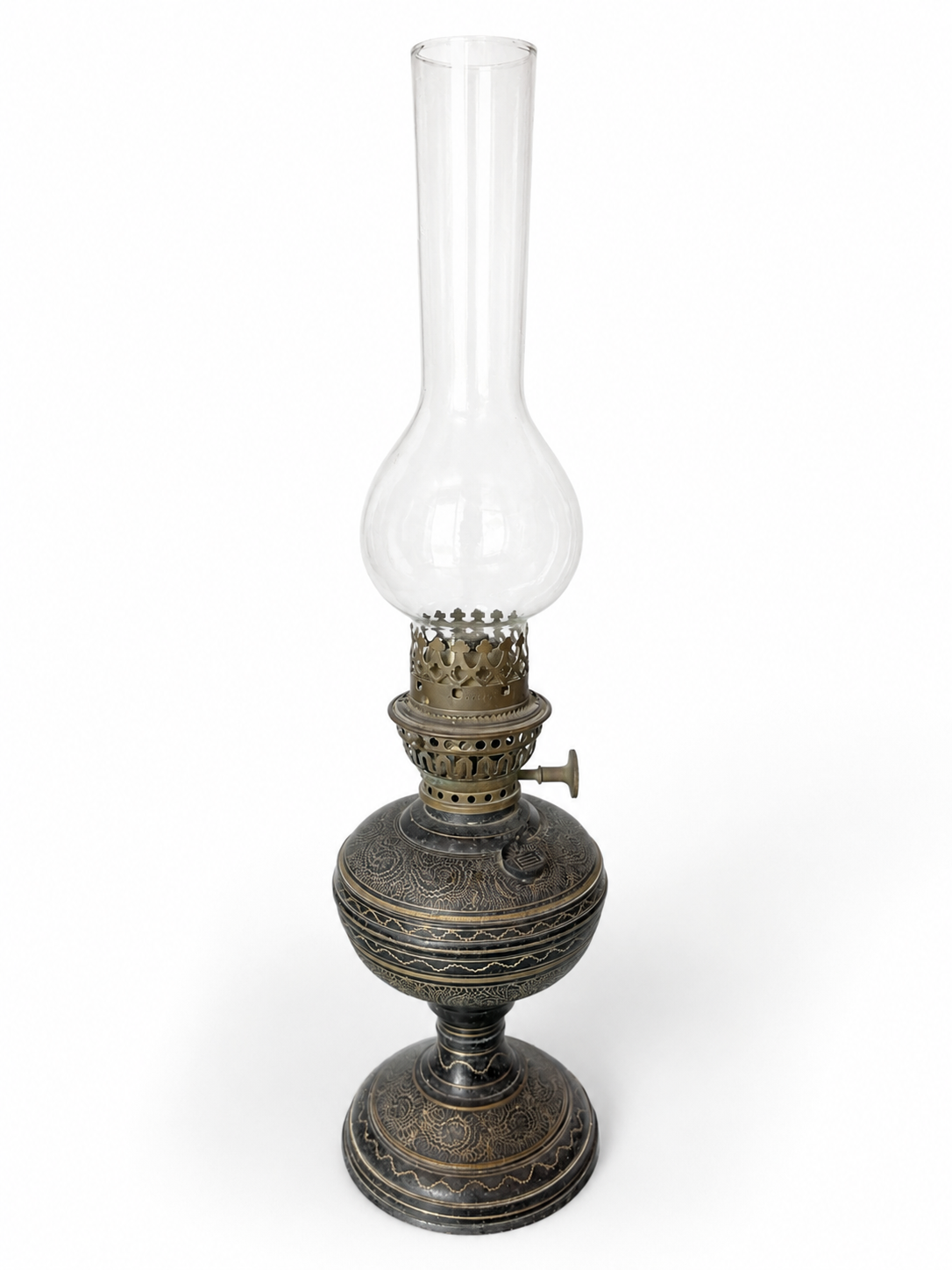 KEROSENE LANTERN 3