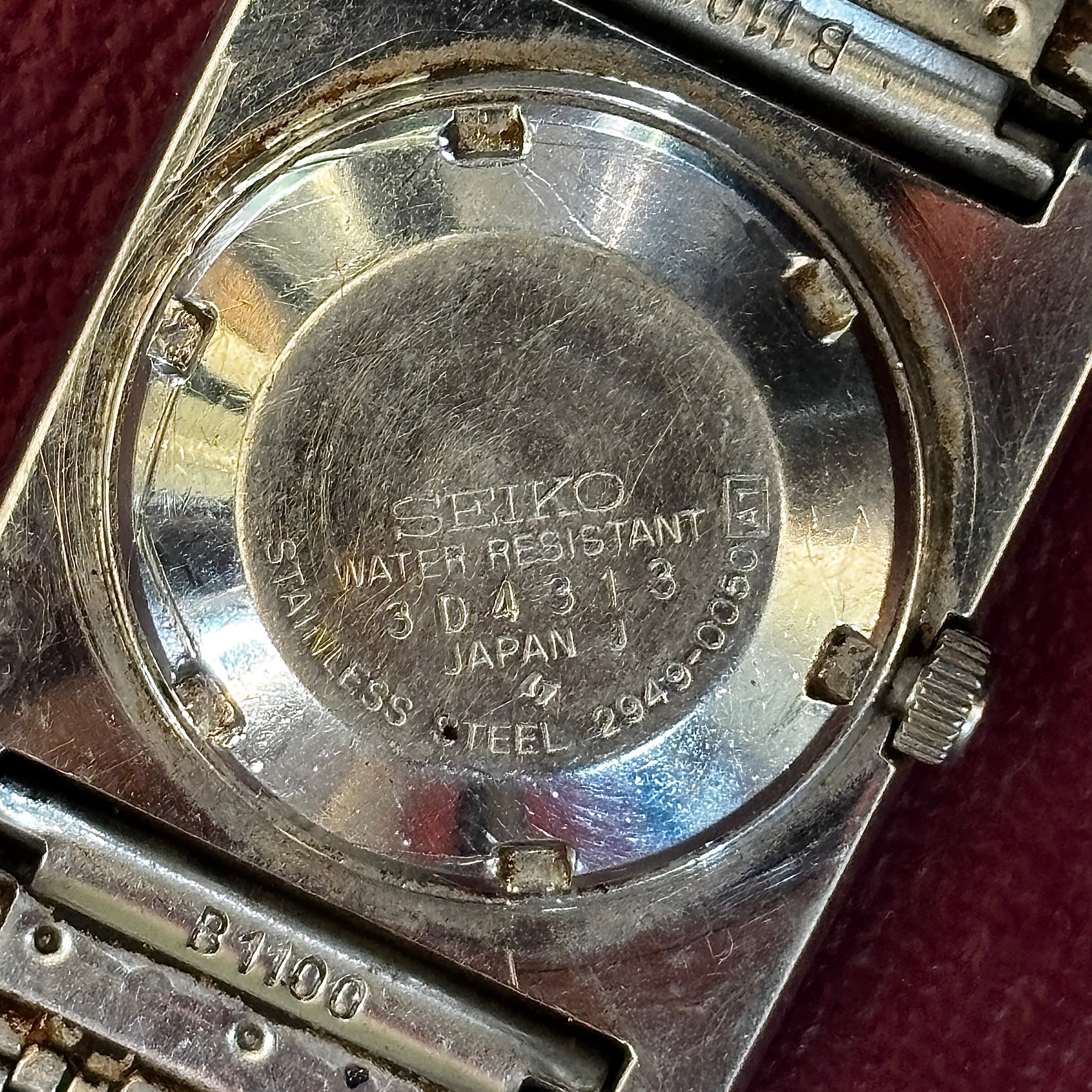 SEIKO 5 TANK WRIST WATCH