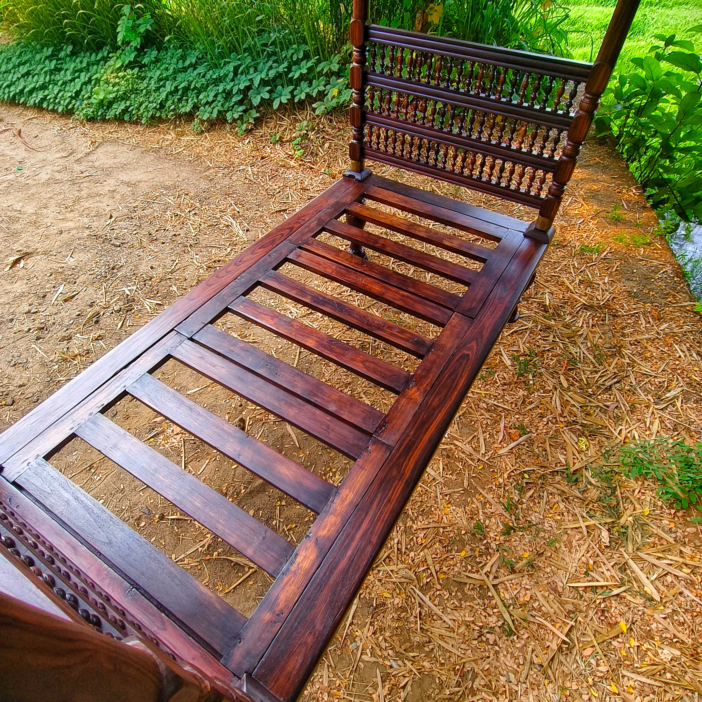 SAPRAMANCHAM (traditional cot)