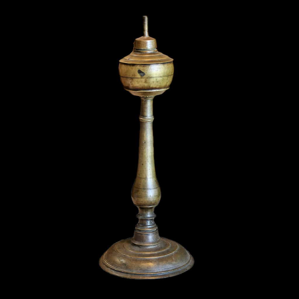 BRONZE KEROSENE LAMP 5