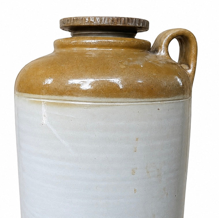 CERAMIC JAR 9