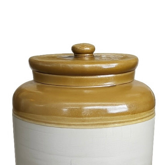 CERAMIC JAR 2