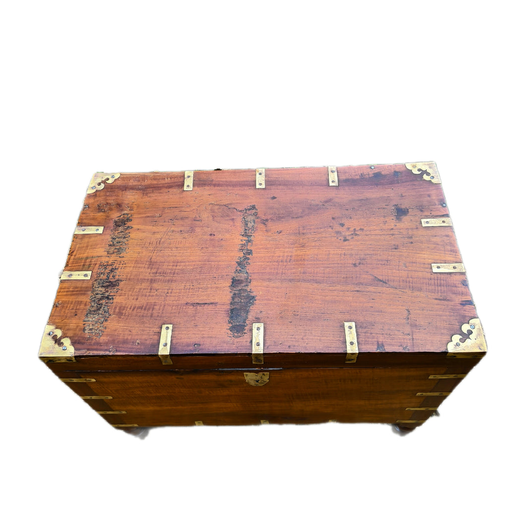 Mundumpetty (Clothes box) Teakwood