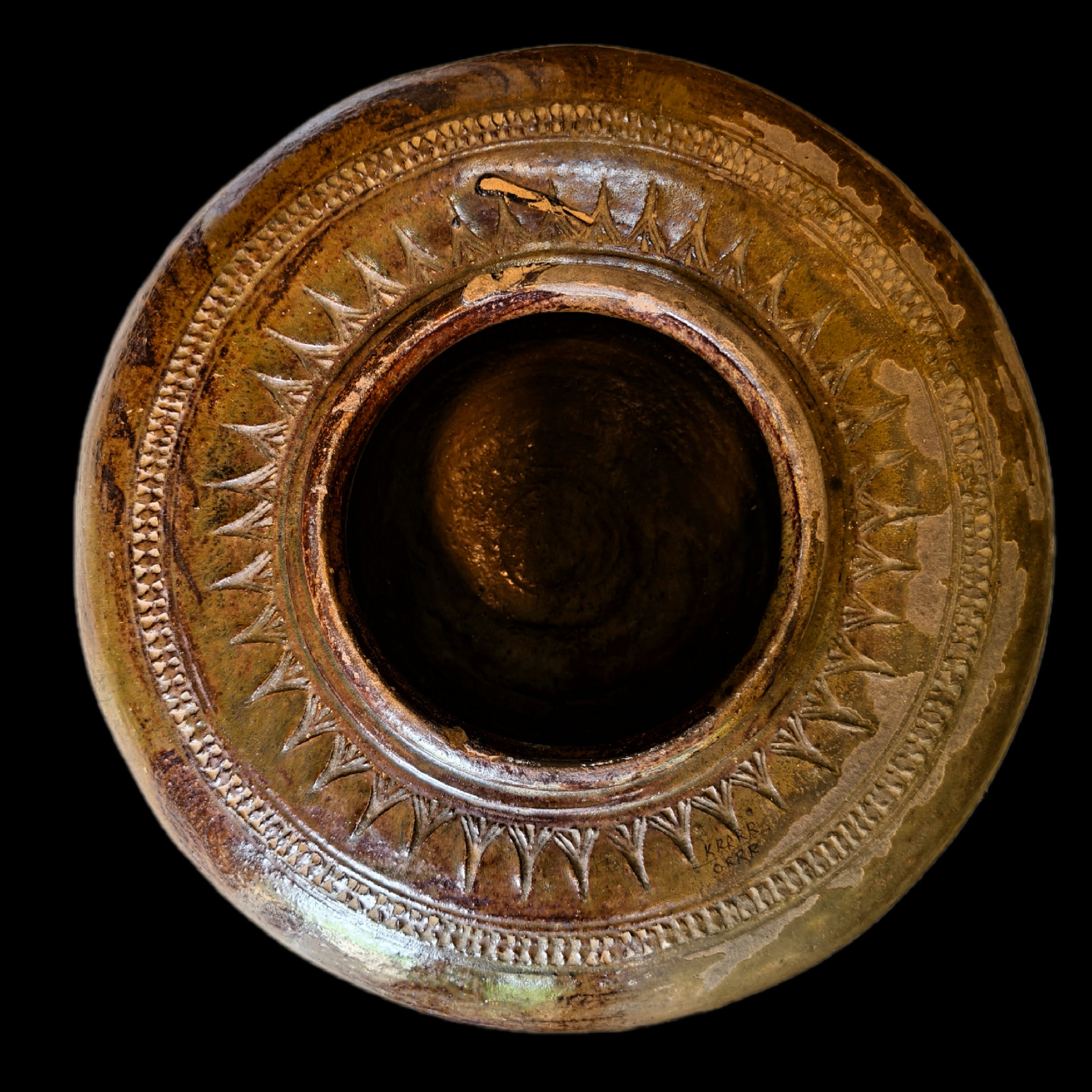 CHINESE POT