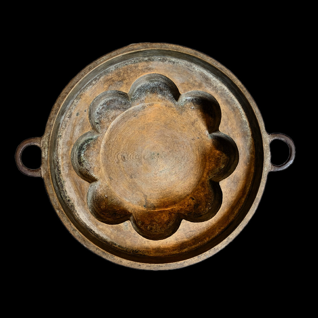 CAKE VESSEL